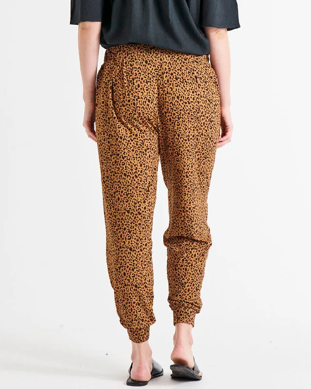 Betty Basics Paris Pant Wild Print