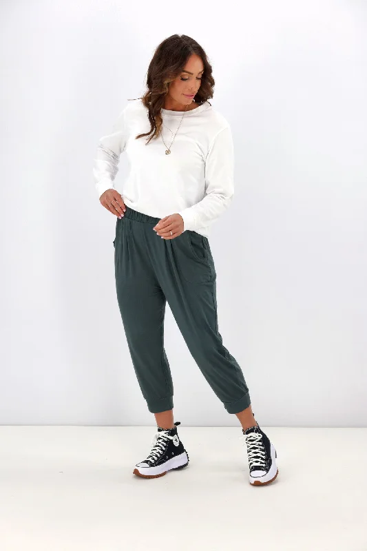 Betty Basics Tokyo 3/4 Pant Dusty Moss