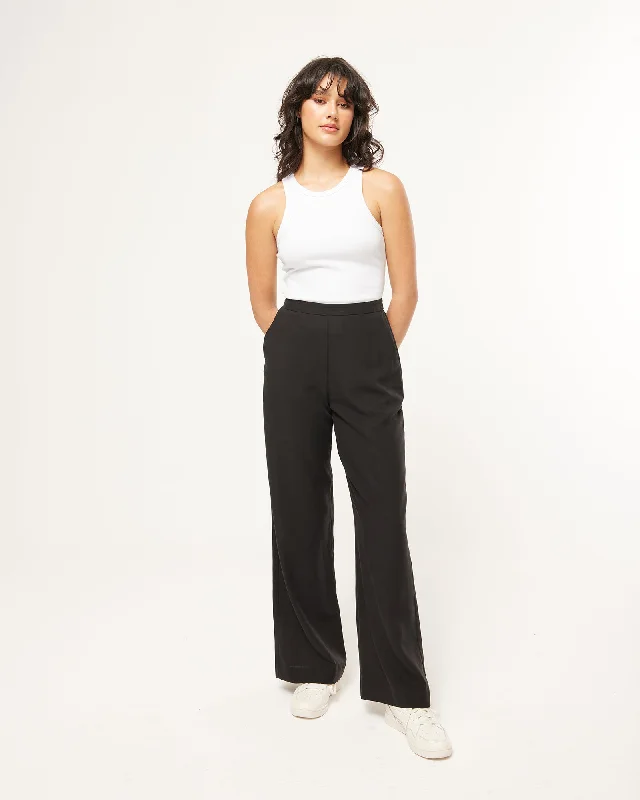 Huffer Staple Pant Black