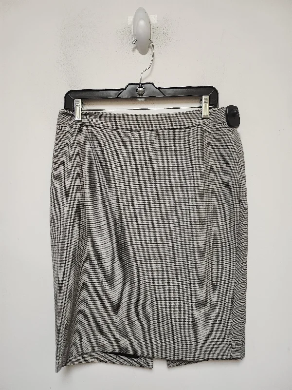 Skirt Midi By White House Black Market In Plaid Pattern, Size: 8