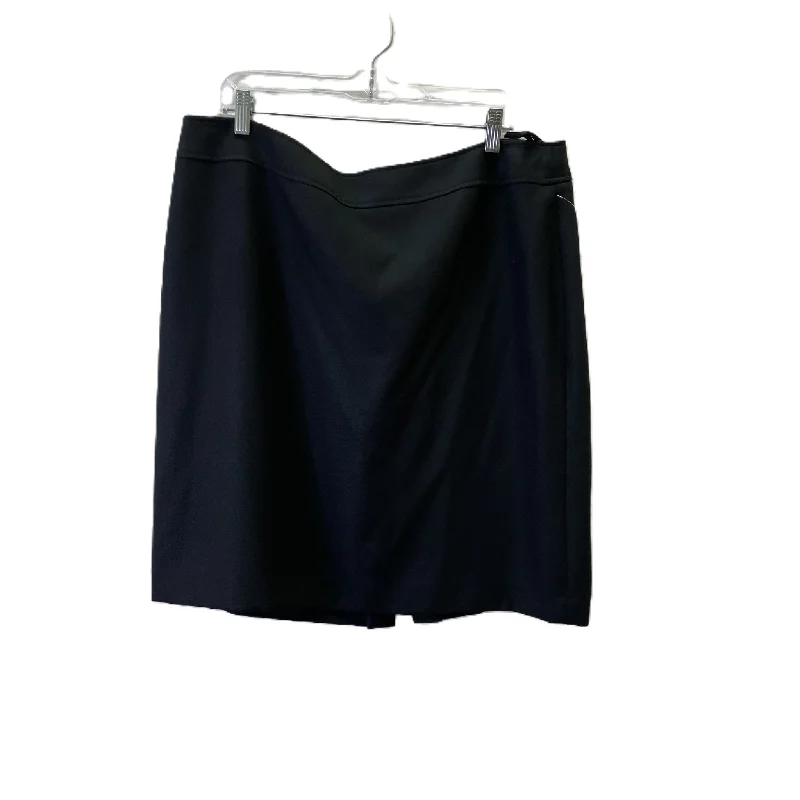 Skirt Mini & Short By Tahari By Arthur Levine In Black, Size: 18