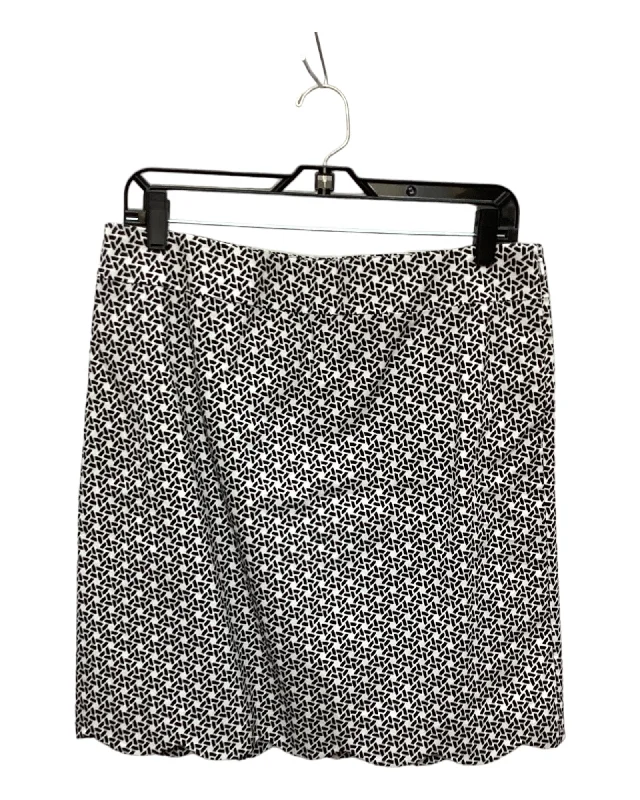 Skirt Mini & Short By Talbots In Black & White, Size: M