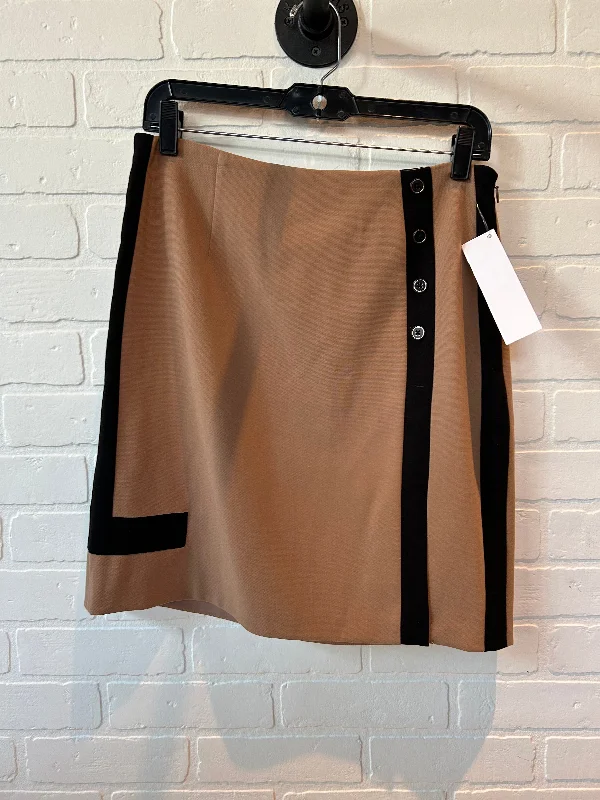 Skirt Mini & Short By White House Black Market In Black & Brown, Size: 6