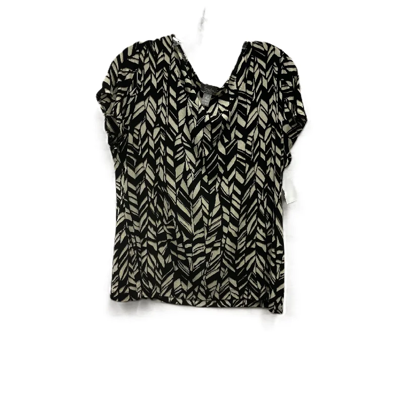 Top Short Sleeve By Chicos In Black & Cream, Size: L