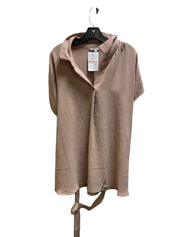 Top Short Sleeve By White Birch In Brown, Size: 1x